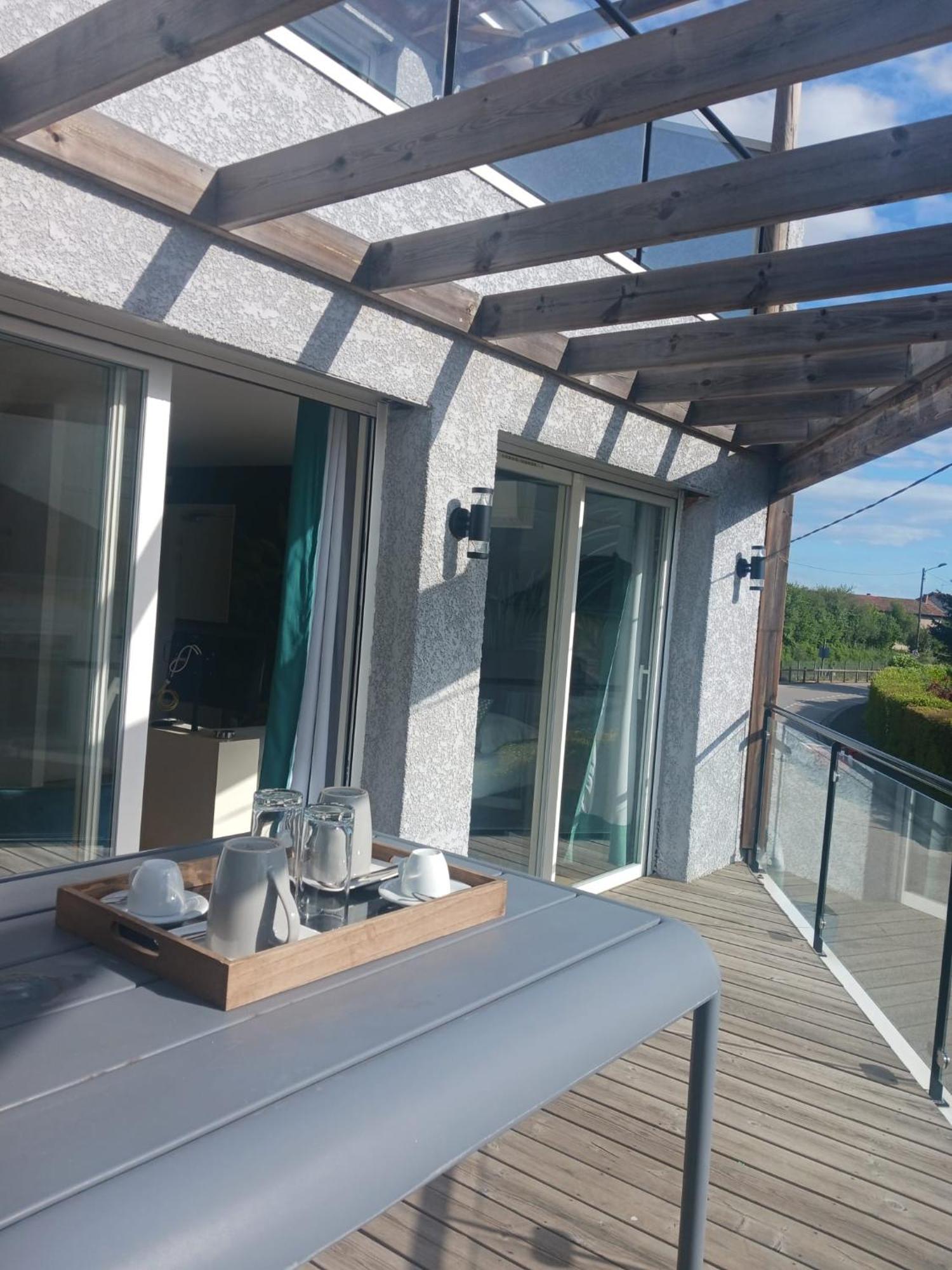 Aracari Otel Villars-les-Dombes Dış mekan fotoğraf